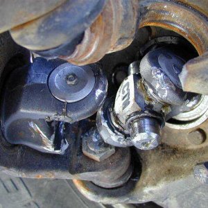 d44-broken-balljoint-jpg.13411.jpg
