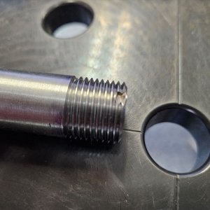 Swivel Bolt knick.jpg