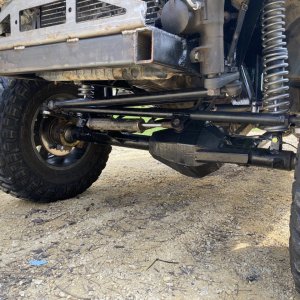 Front axle.jpg